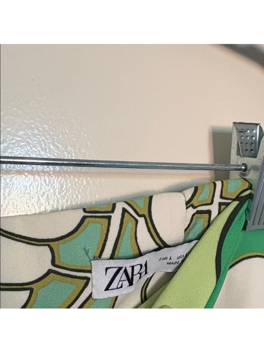 Zara Green and Cream Patterned Skirt